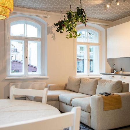 Hidden Gem Apartment Riga Bagian luar foto
