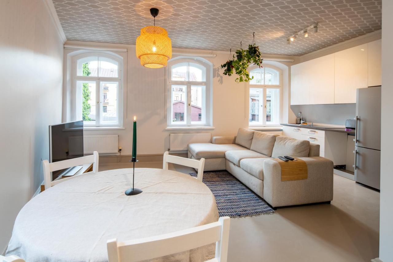 Hidden Gem Apartment Riga Bagian luar foto