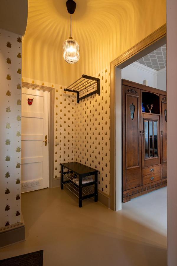 Hidden Gem Apartment Riga Bagian luar foto