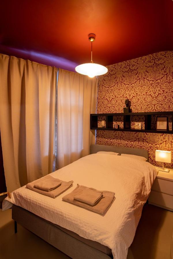 Hidden Gem Apartment Riga Bagian luar foto