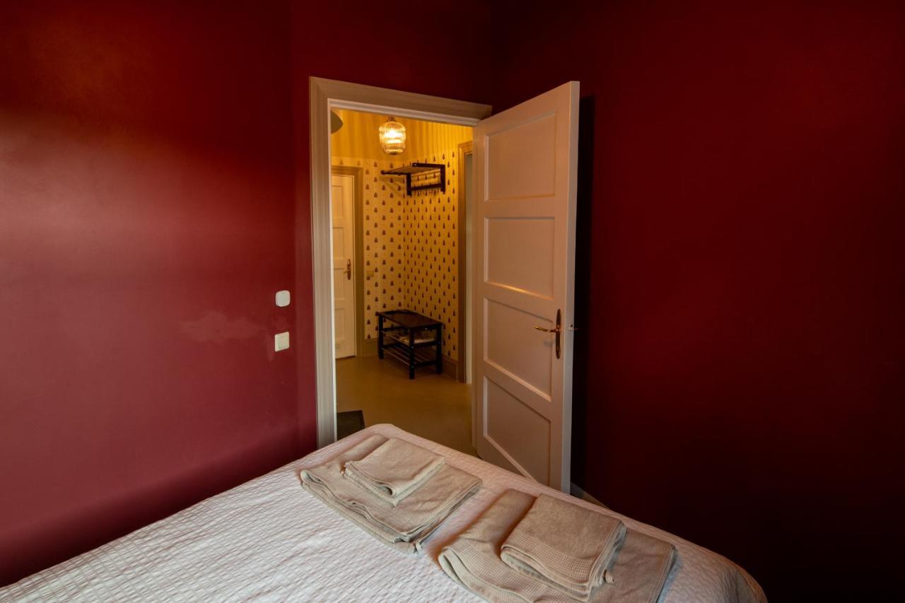 Hidden Gem Apartment Riga Bagian luar foto