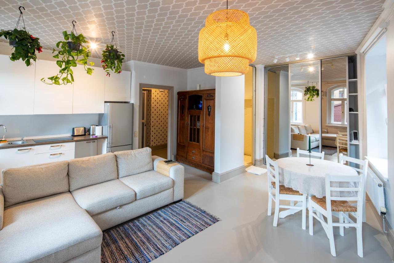Hidden Gem Apartment Riga Bagian luar foto